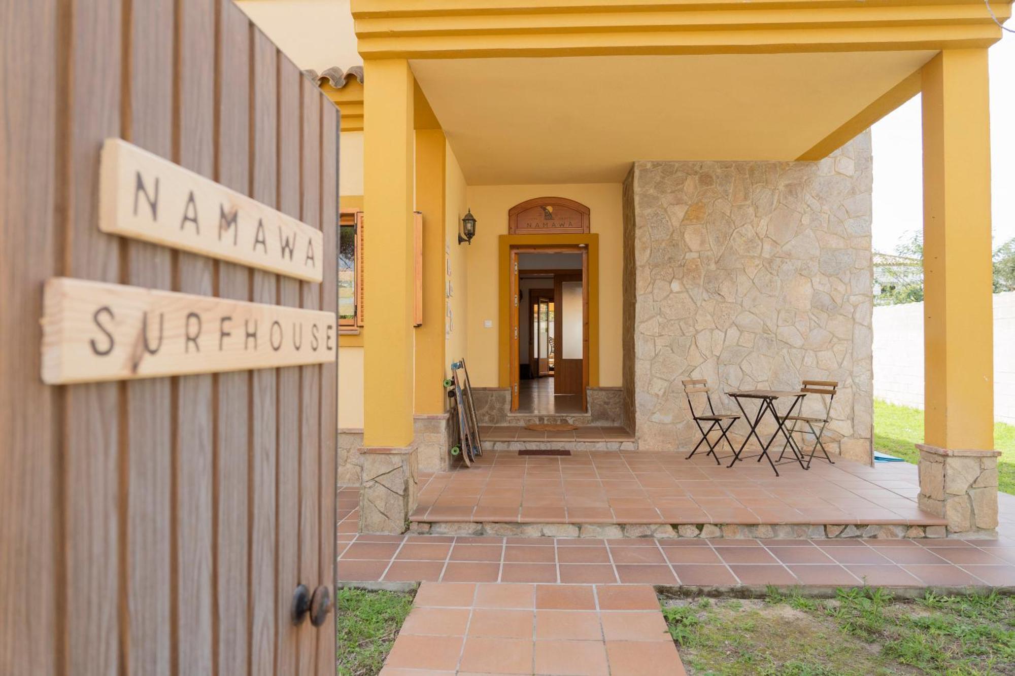 Hostel Namawa Surfhouse Chiclana de la Frontera Zewnętrze zdjęcie